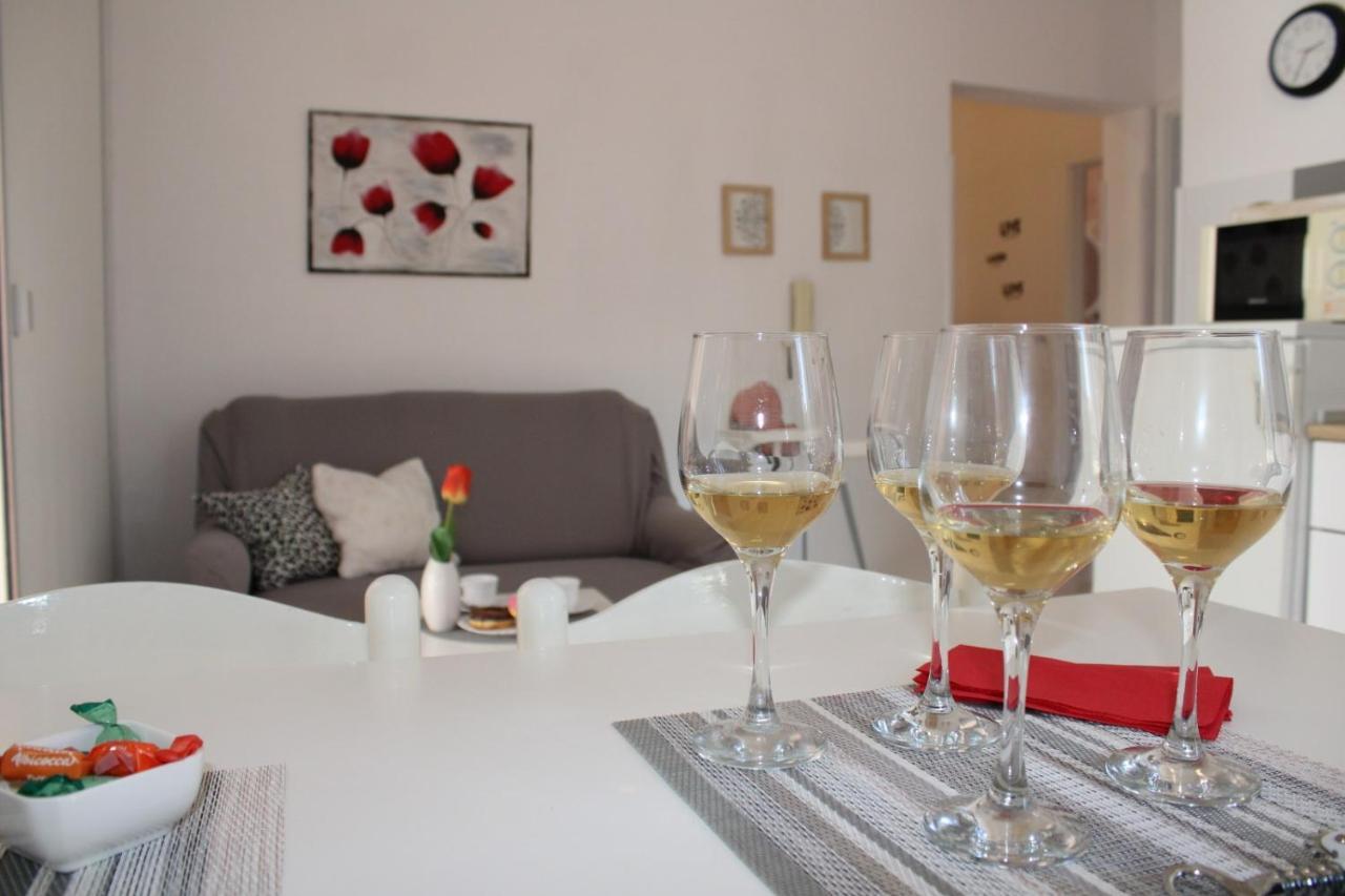 Lily'S Lovely Apartments Fazana Bagian luar foto