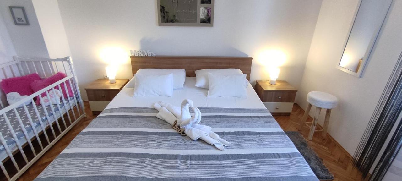 Lily'S Lovely Apartments Fazana Bagian luar foto