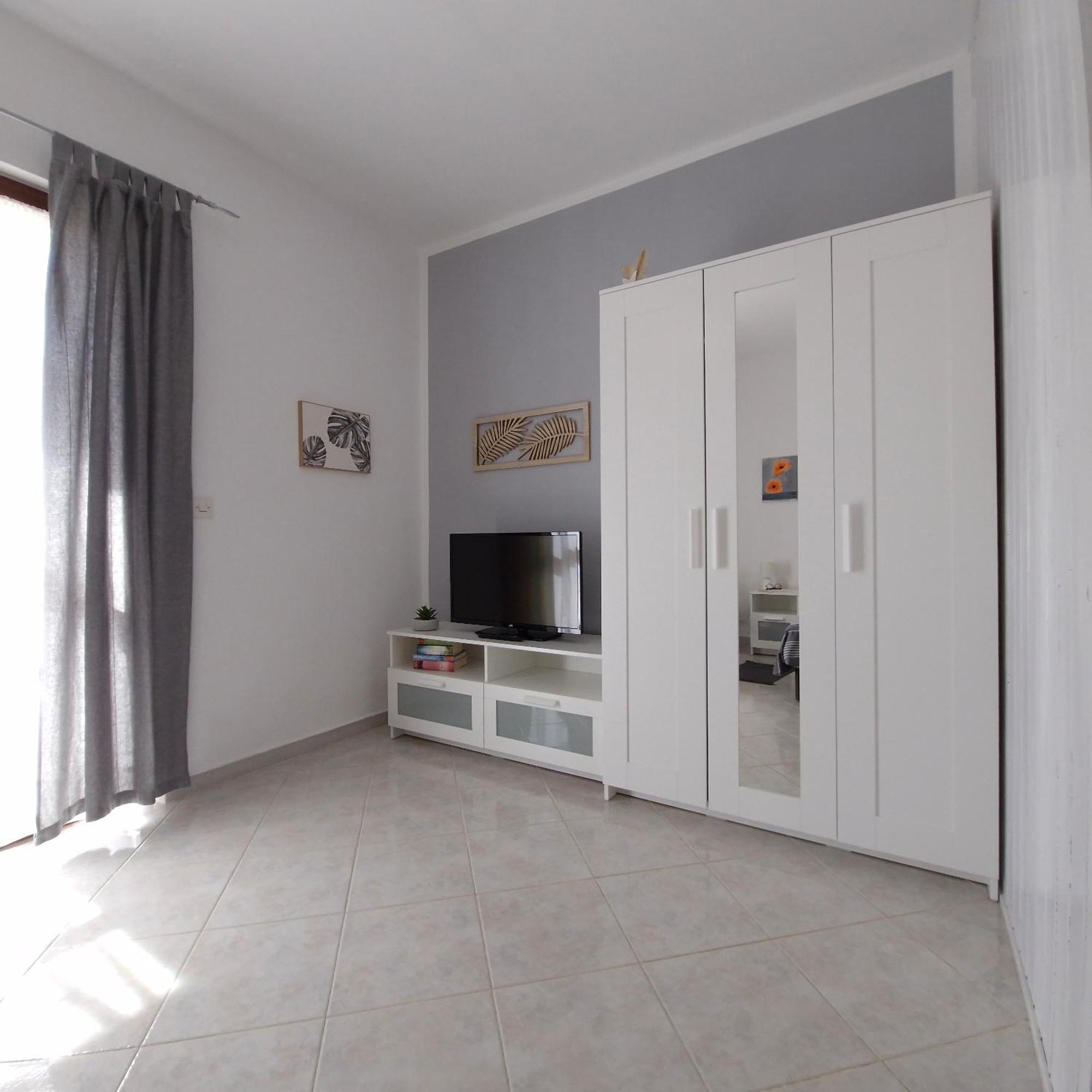 Lily'S Lovely Apartments Fazana Bagian luar foto